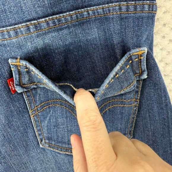 Levi's Slender Boot Cut 525 Jeans Flap Pocket Womens Dark Wash  Denim Pants - Picture 3 of 10